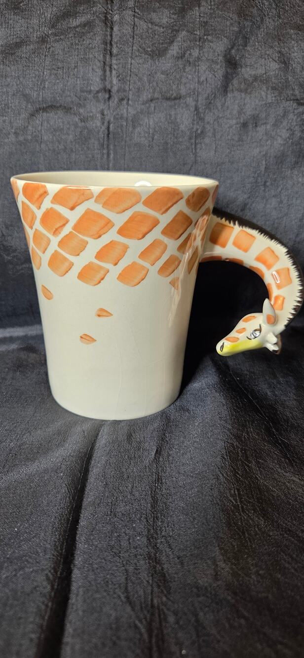 Pier 1 Coffee Cup Giraffe Design
